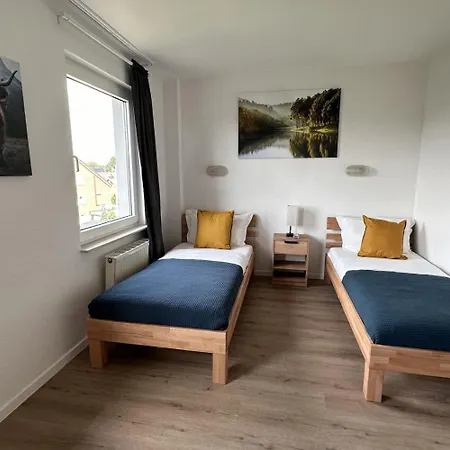 Apartmán Worker - Single Beds - Free Parking - Near Duesseldorf Airport- Fair