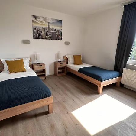 Apartmán Worker - Single Beds - Free Parking - Near Duesseldorf Airport- Fair