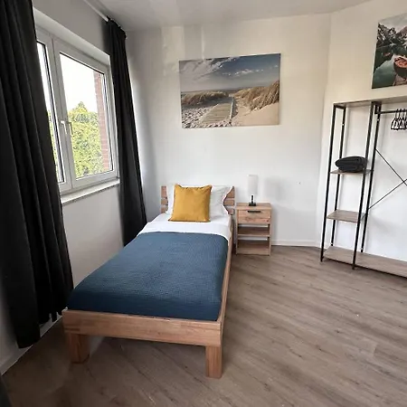 Worker - Single Beds - Free Parking - Near Duesseldorf Airport- Fair * Duisburg