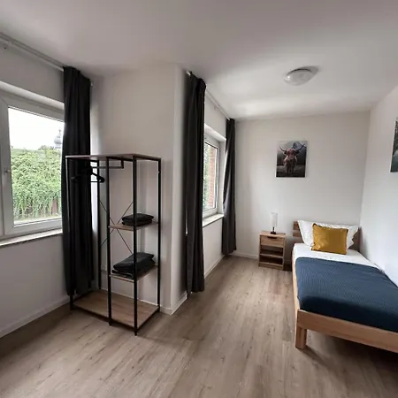 Apartmán Worker - Single Beds - Free Parking - Near Duesseldorf Airport- Fair