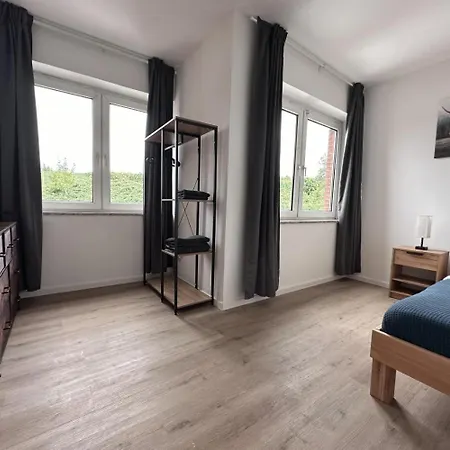 Worker - Single Beds - Free Parking - Near Duesseldorf Airport- Fair * Duisburg