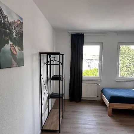 Apartmán Worker - Single Beds - Free Parking - Near Duesseldorf Airport- Fair Duisburg