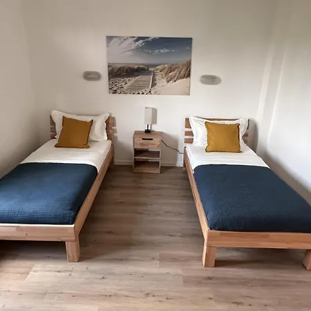 Worker - Single Beds - Free Parking - Near Duesseldorf Airport- Fair * Duisburg