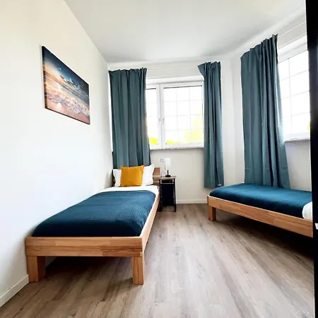 Worker - Single Beds - Free Parking - Near Duesseldorf Airport- Fair Apartmán