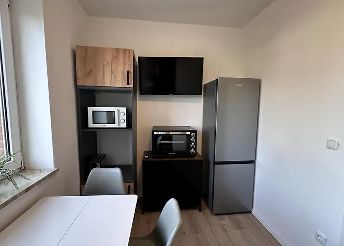 9 Min To Dus Airport & 17 Min To Dus Messe 3*