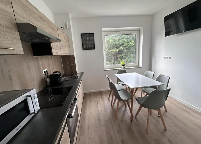 9 Min To Dus Airport & 17 Min To Dus Messe