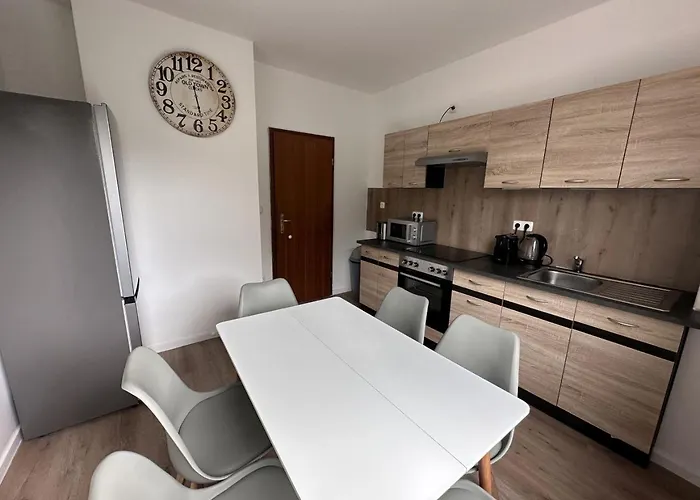 Apartamento 9 Min To Dus Airport & 17 Min To Dus Messe Duisburgo