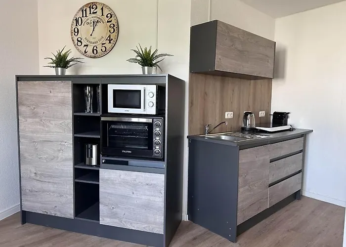 9 Min To Dus Airport & 17 Min To Dus Messe 3* Duisburgo