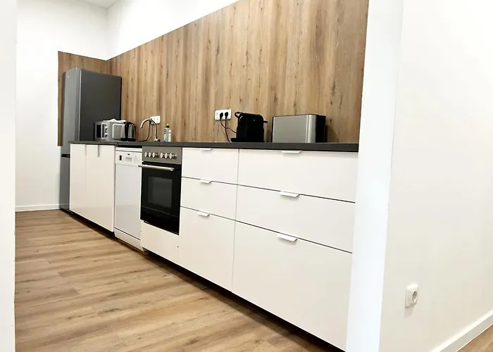 9 Min To Dus Airport & 17 Min To Dus Messe 杜伊斯堡