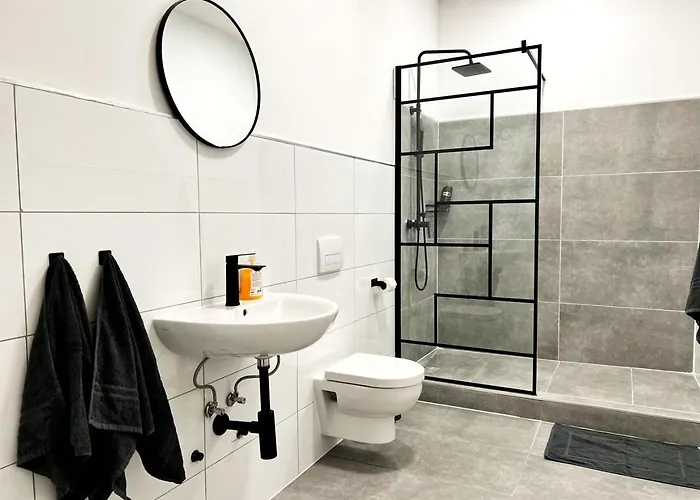 9 Min To Dus Airport & 17 Min To Dus Messe Duisburgo