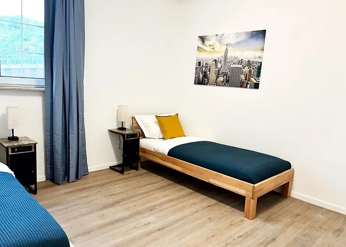 9 Min To Dus Airport & 17 Min To Dus Messe 3*